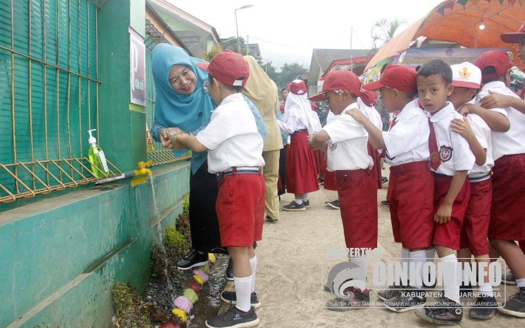 Cuci Tangan Pakai Sabun Salah Satu Indikator PHBS