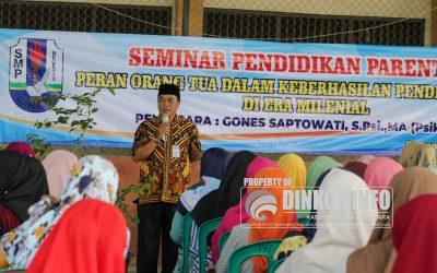 SMP Negeri 1 Bawang Gelar Seminar Parenting