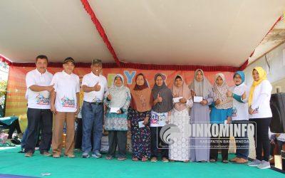 UPK Kecamatan Bawang Bagikan Dana Sosial Untuk RTM di 18 Desa