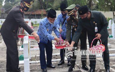 Hikmah Hari Pahlawan : Menjadi Pahlawan Masa Kini ~ Banjarnegara Gelar Upacara dan Tabur Bunga ~