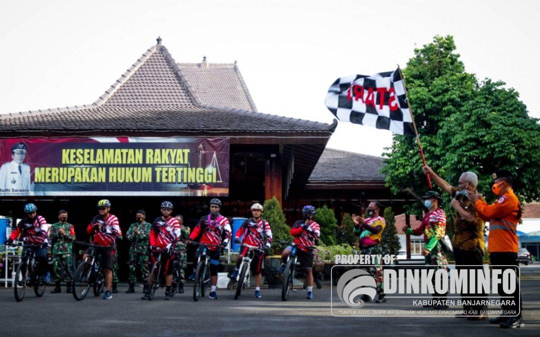 Wabup Lepas Rombongan Gowes TNI AL Cilacap