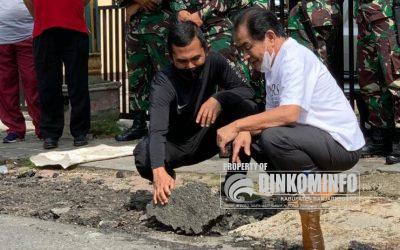 Bupati Kembali Lakukan Aksi Tambal Jalan