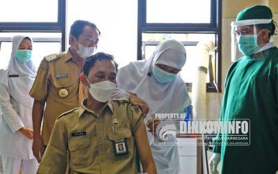 Bupati dan Forkopimda Canangkan Vaksinasi Covid-19, 9 Orang Mendapat Vaksin Perdana