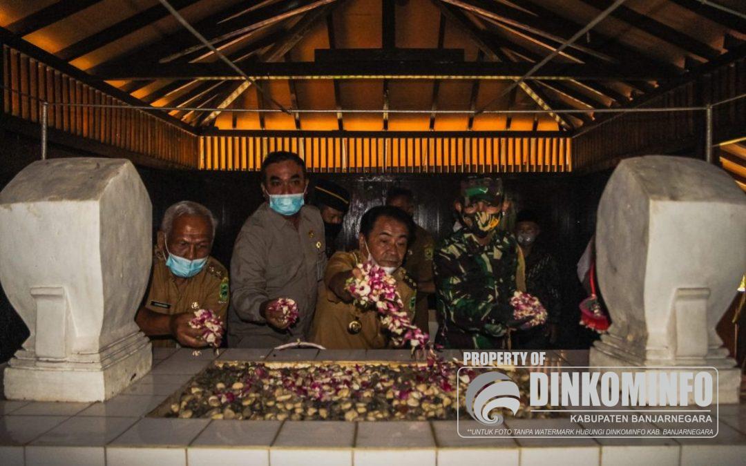 Forkopimda Banjarnegara “Nyekar”, Bupati ingatkan soal Jasmerah!
