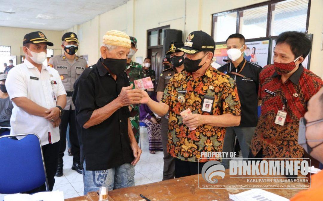 Perpanjangan PPKM, Bupati dan Forkopimda Banjarnegara Luncurkan JPS Tahap IV