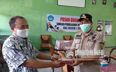 Satpol PP Tinjau Simulasi PTM dan Sosialisasikan Tanggap Bencana di Sekolah