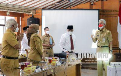 Rapat Koordinasi Percepatan Penanganan Covid-19, Gubernur Minta Pemkab Patroli ke Sekolah