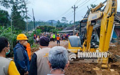 Plh Bupati Banjarnegara kunjungi longsor Pagentan, sampaikan belasungkawa