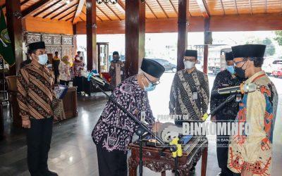 Lantik 135 Pejabat, Plh Bupati : Jadilah Pemimpin yang Berintegritas