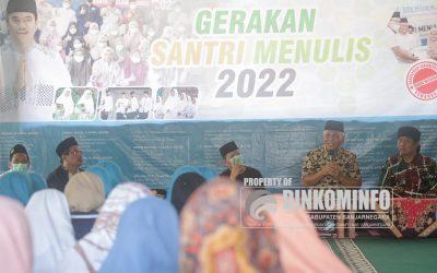 Buka Gerakan Santri Menulis 2022, Plh Bupati : Banjarnegara Butuh Penulis-Penulis Muda yang Kreatif