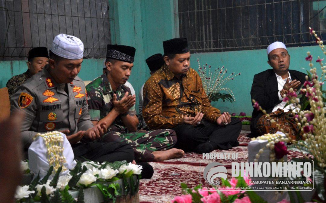 Pj Bupati Hadiri Khaul Pendiri Pondok Pesantren Tanbihul Ghofilin