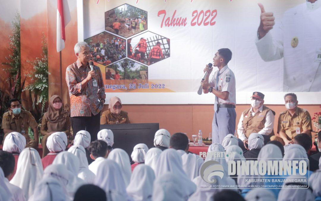 Ratusan Pelajar Banjarnegara Ikuti Gubernur Ganjar Mengajar Tentang Kebencanaan