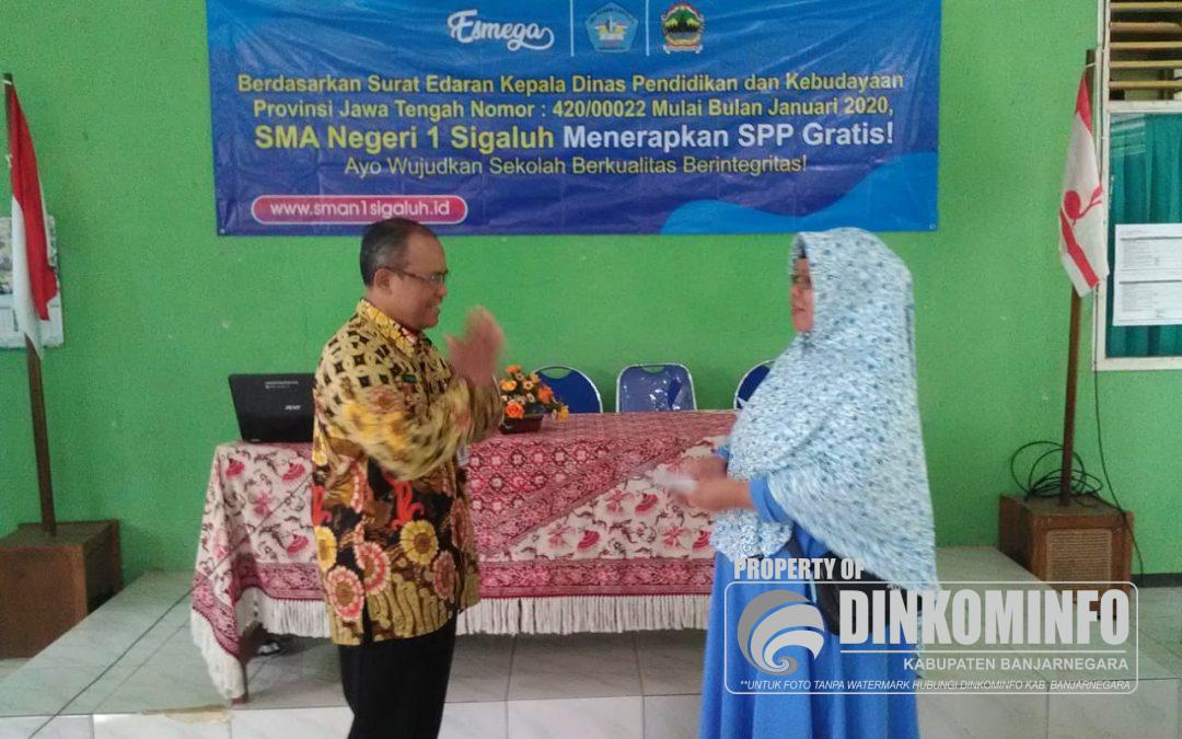Santuni Yatim Piatu, SMAN 1 Sigaluh Tegaskan Sekolah Ramah Wong Cilik
