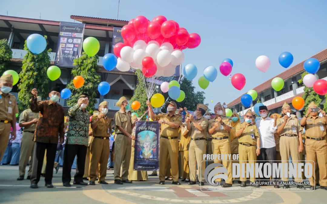 Pj Bupati Banjarnegara: Pendidikan di Sekolah Bentuk Generasi Muda Jadi Calon Pemimpin Masa Depan