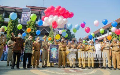 Pj Bupati Banjarnegara: Pendidikan di Sekolah Bentuk Generasi Muda Jadi Calon Pemimpin Masa Depan