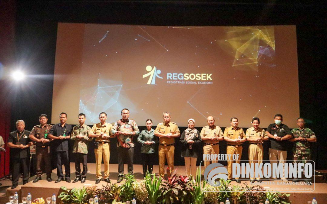 Pj Bupati Banjarnegara Menjadi Keynote Speaker dalam Rakor Regsosek Wujudkan Satu Data Perlindungan Sosial