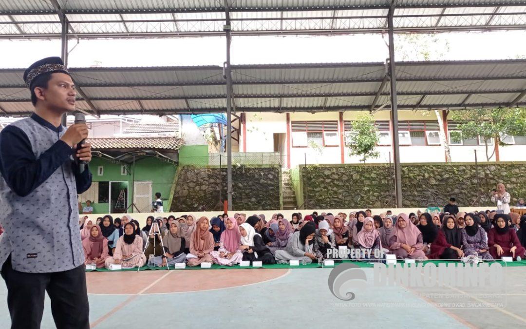 Ustadz Youtuber Dokter Gigi Ajak Siswa Tidak Mem-bully*