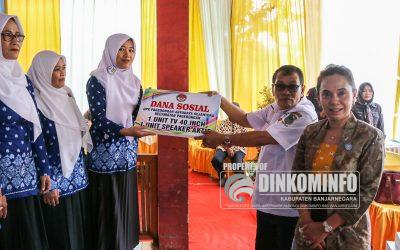 Bantuan 9 Unit  Smart TV dan Speaker Aktif Diserahkan Kepada Lembaga PAUD di Kecamatan Pagedongan