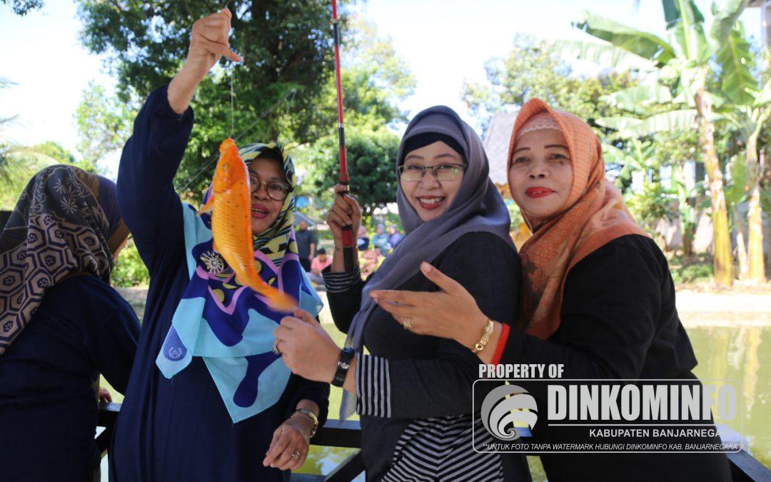 PKK Gelar Mancing Bareng, Bangun Kebersamaan