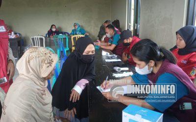 PMI Banjarnegara Berikan Pelayanan Pengobatan Gratis Bagi Warga Desa Suwidak