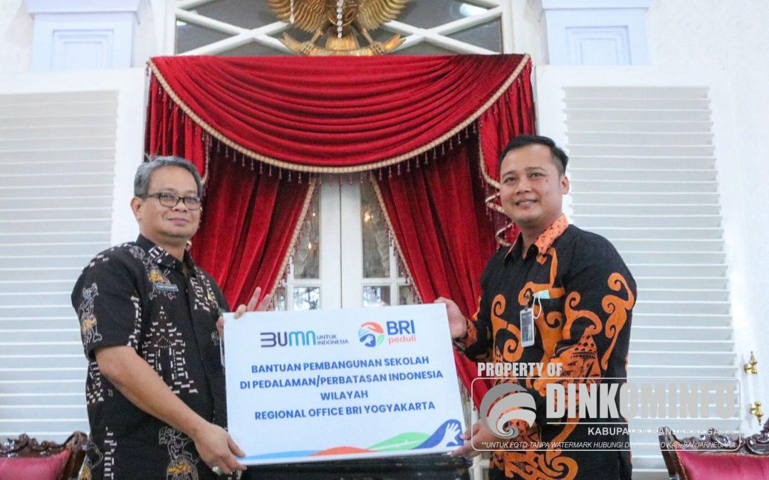 SD Negeri 3 Karekan Terima Bantuan Program Ini Sekolahku Senilai Rp 750 Juta