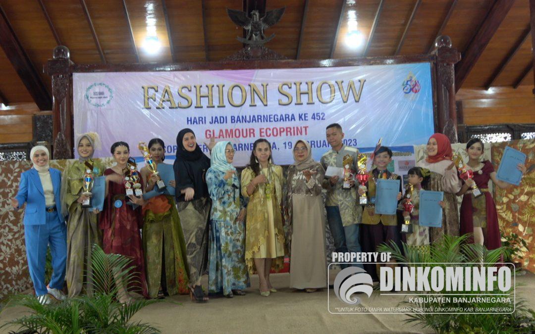 Fashion Show Glamour Ecoprint Diikuti 14 Model