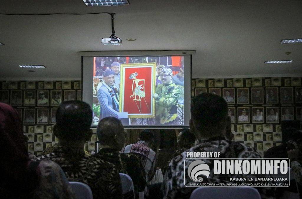 Meriah, Nobar Wayang Kulit dengan Lakon Wahyu Mahkutarama