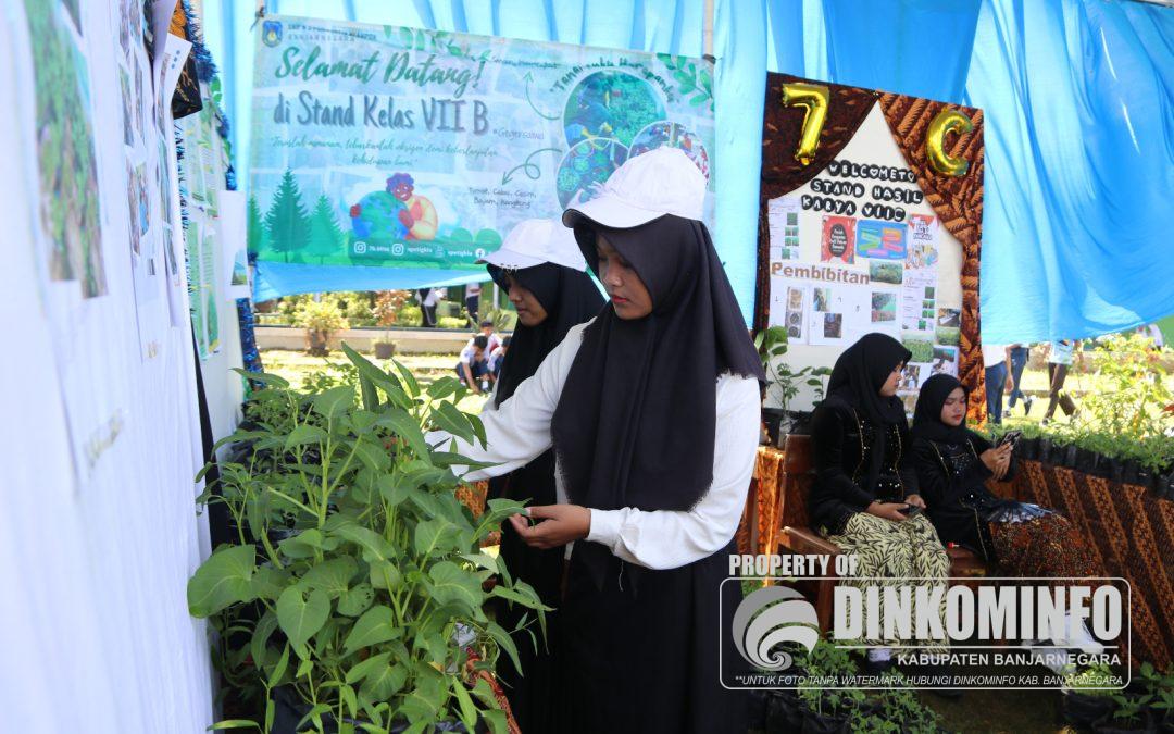 Siswa SMP 3 Purwareja Klampok Panen Karya P5 Bertema Lingkungan dan Kewirausahaan