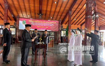 Pj Bupati Tri Harso Lantik Dua Kades Antar Waktu