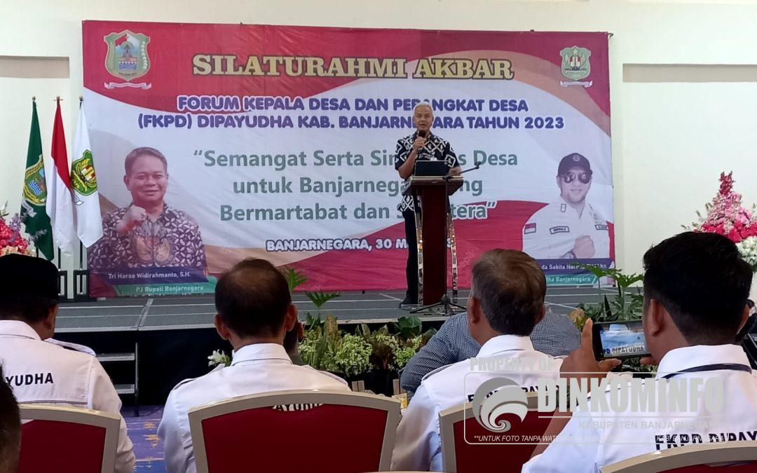 Hadiri Silaturahmi Akbar FKPD di Banjarnegara Ganjar ingatkan soal Peran Penting Kades Dalam Penurunan Kemiskinan dan Stunting