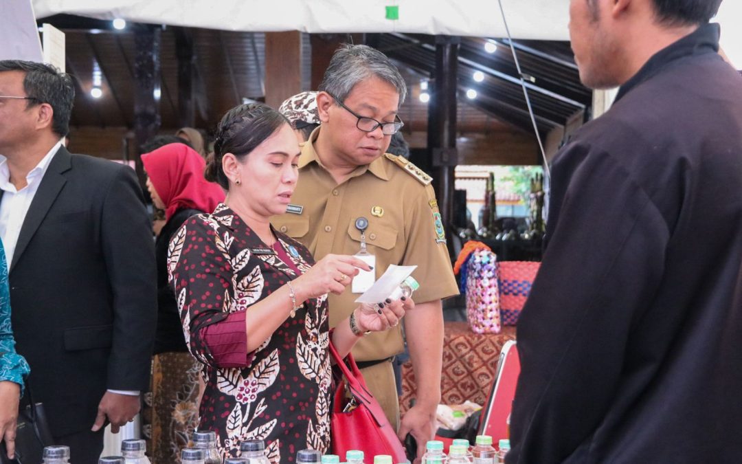 Pj Bupati Tinjau Stand Kemenag : Ternyata KUA Tak Hanya Urusi Nikah