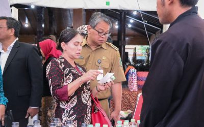 Pj Bupati Tinjau Stand Kemenag : Ternyata KUA Tak Hanya Urusi Nikah