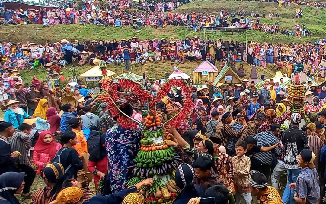 Wujud Rasa Syukur, Warga Desa Babadan Gelar Sedekah BumiÂ