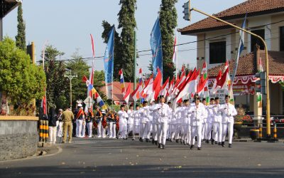 Pemkab Banjarnegara Bagikan 10.000 Bendera Merah Putih kepada Masyarakat