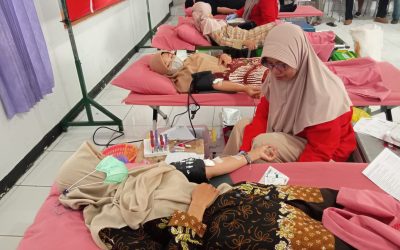Sambut HUT RI ke 78, Warga Susukan Banjarnegara Bersama TNI Gelar Aksi Sumbang Darah