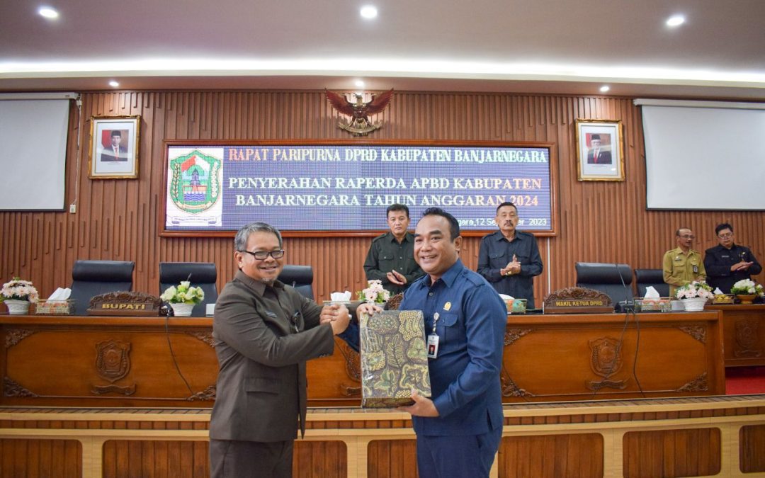 Penyerahan Raperda APBD Tahun Anggaran 2024 Pemkab Dukung Perekonomian Daerah Berbasis Pertanian