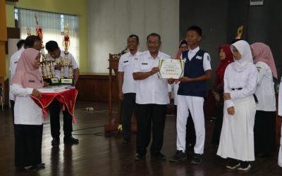 Serunya Final Lomba Dokcil dan KKR, Peserta Antusias Beri Jawaban Terbaik