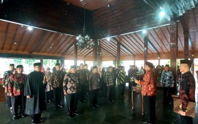 Pj Bupati Lantik Lima Pejabat Pimpinan Tinggi Pratama dan Fungsional PPPK
