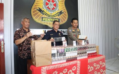 Satpol PP Banjarnegara bersama Bea Cukai Purwokerto Sita 31.748 Rokol Ilegal