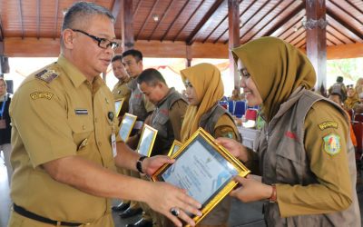 Layanan Ã¢â‚¬ËœPandusaluringÃ¢â‚¬â„¢ Permudah Akses Pelayanan Kependudukan Masyarakat Desa