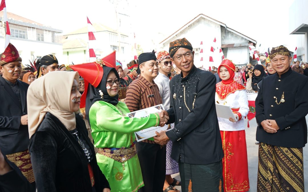 Peringati HUT ke- 84 RSUD Hj. Anna Lasmanah, Pj Bupati Masrofi Minta Pelayanan Semakin  Profesional