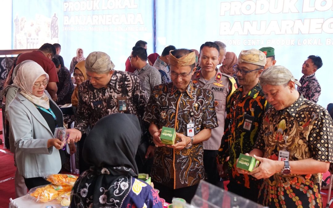 Pj Bupati Masrofi Ajak Masyarakat Banjarnegara Mencintai Produk lokal