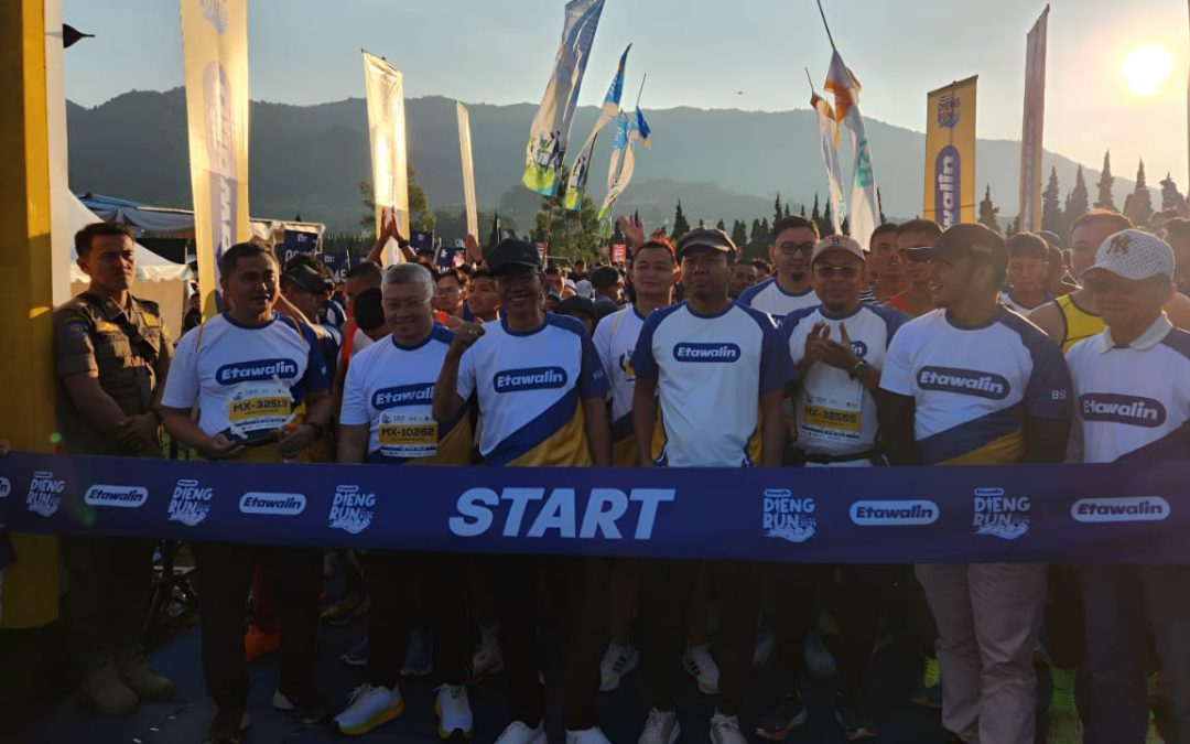 2.300 Runner ‘Lari di Atas Awan’ dalam Ajang Dieng Run 2024