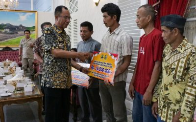 Warga Banjarnegara Terdampak Bencana Tanah Longsor Terima Bantuan Total 265 Juta