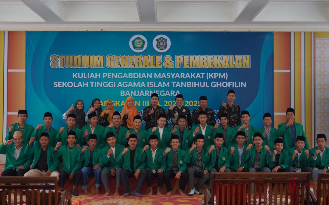 Ketua ICMI Banjarnegara Beri Pembekalan KKN Mahasiswa STAI Tangho
