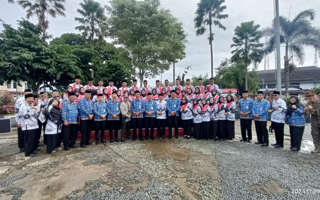Kemeriahan Hari Guru Tak Terganggu Meskipun Terjeda Pilkada