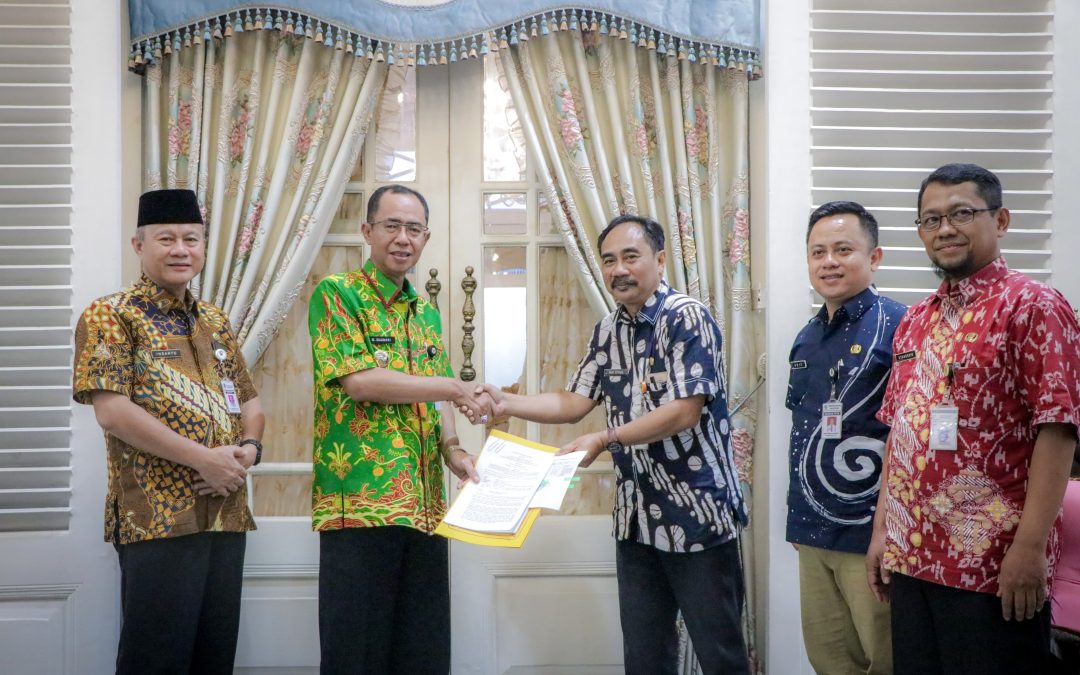 Pemkab Banjarnegara Terima Hibah Tanah dan Bangunan Dirjen Perkebunan Kementerian RI