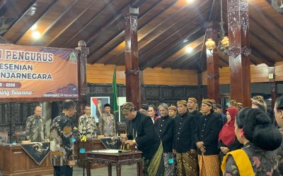 Pj Bupati Banjarnegara  Kukuhkan Pengurus Dewan Kesenian Periode 2025-2030