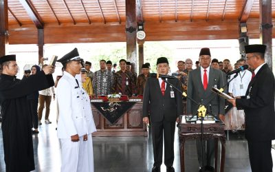 Lantik 51 Kepala Desa, Pj Bupati Masrofi Minta Kades Merangkul Semua Pihak