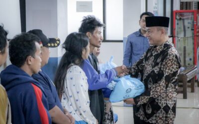 Ratusan Pemudik Gratis Disambut Sekda Indarto dan Forkopimda di Terminal Banjarnegara